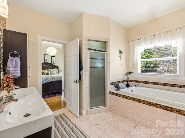 24 Sunnie Rae Lane, Candler, NC 28715