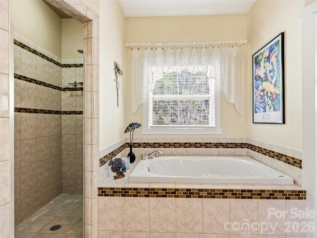 24 Sunnie Rae Lane, Candler, NC 28715