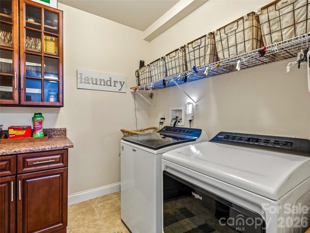 24 Sunnie Rae Lane, Candler, NC 28715