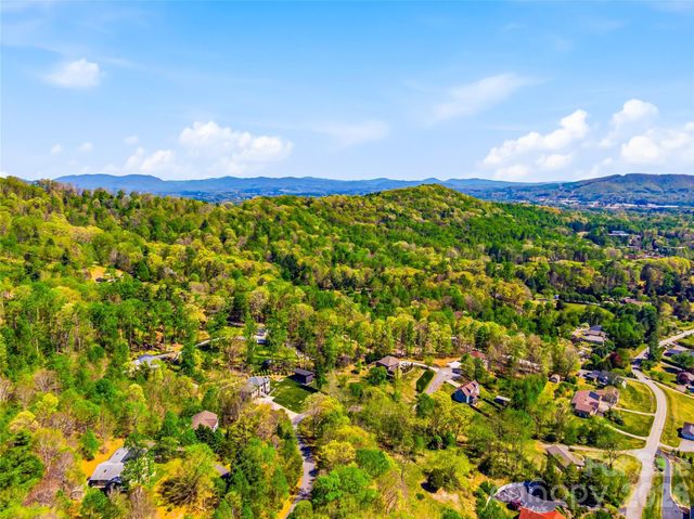 24 Sunnie Rae Lane, Candler, NC 28715