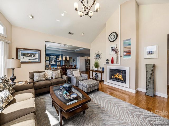 24 Sunnie Rae Lane, Candler, NC 28715