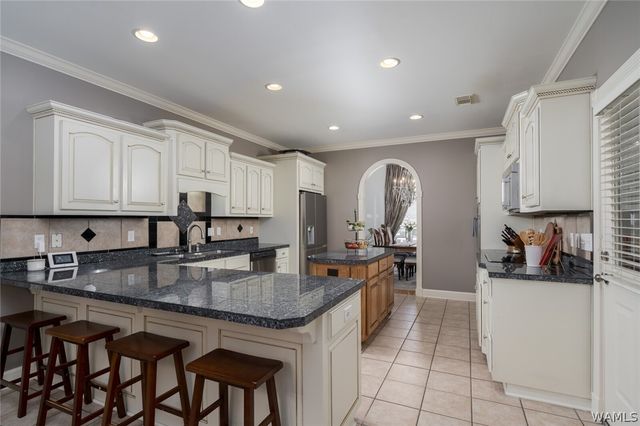 2935 Lake Crest, Tuscaloosa, AL 35406
