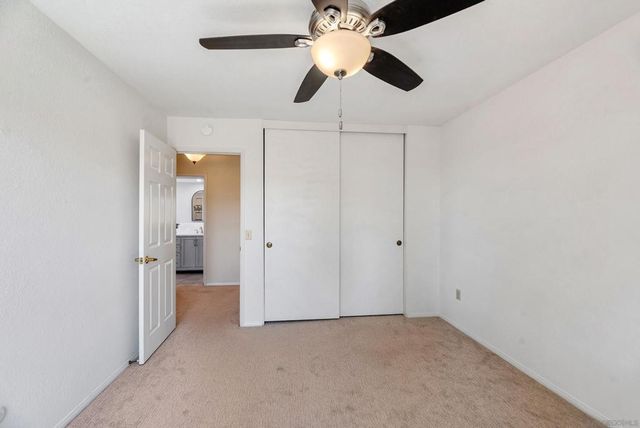 821 Inspiration Ln, Escondido, CA 92025