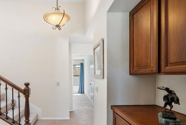 821 Inspiration Ln, Escondido, CA 92025