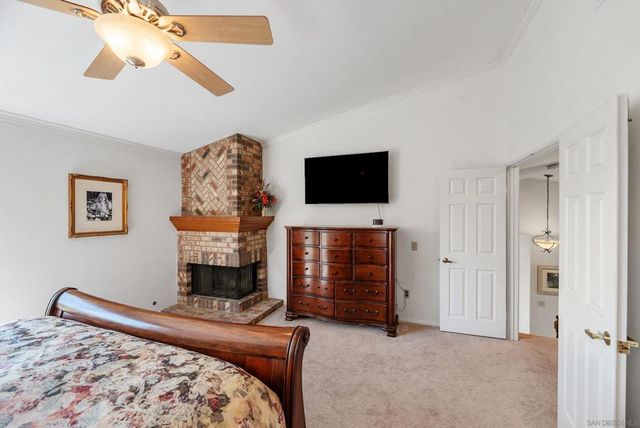 821 Inspiration Ln, Escondido, CA 92025