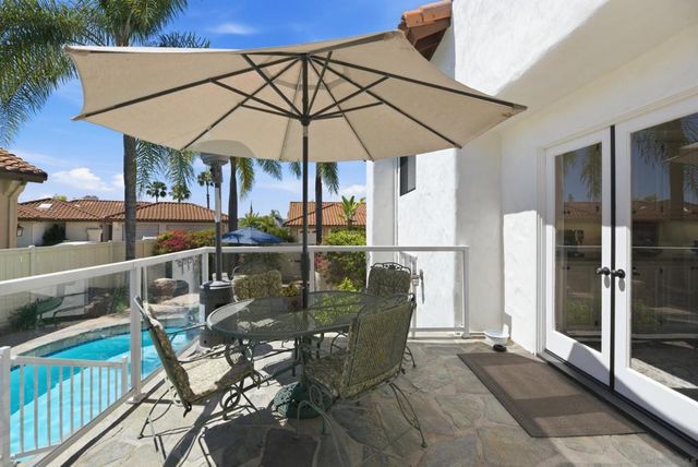 821 Inspiration Ln, Escondido, CA 92025