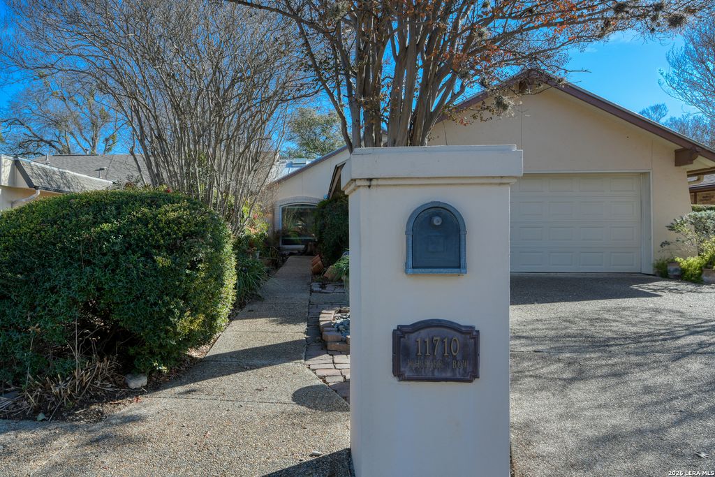 11710 Whisper Bow, San Antonio, TX 78230