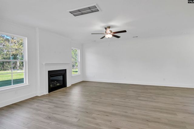 632 Thunder Gulch Avenue, Lexington, SC 29073