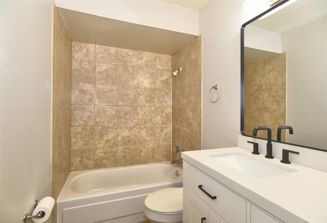 517 W Quantico Street, Broken Arrow, OK 74011