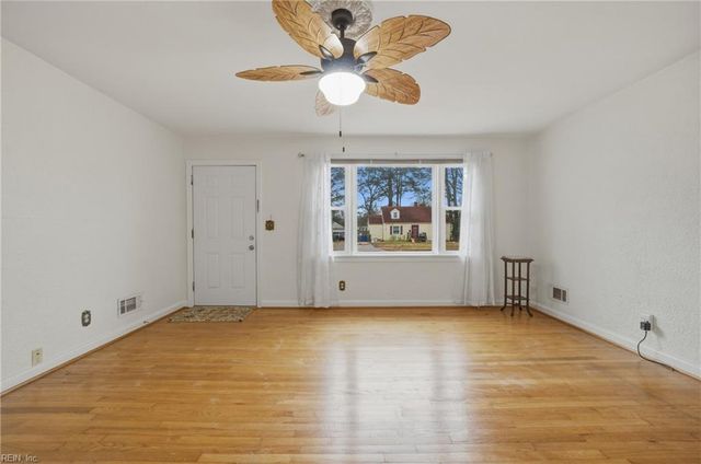 504 W Little Creek RD, Norfolk, VA 23505