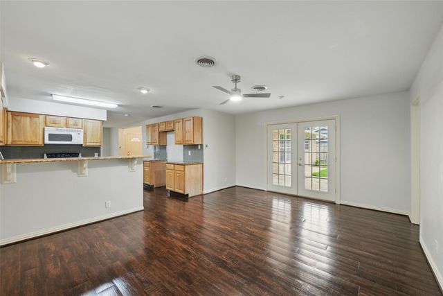 506 E Alexander Lane, Euless, TX 76040