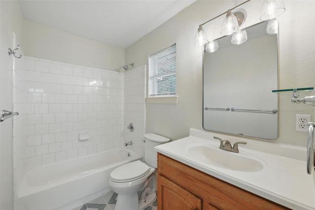 506 E Alexander Lane, Euless, TX 76040