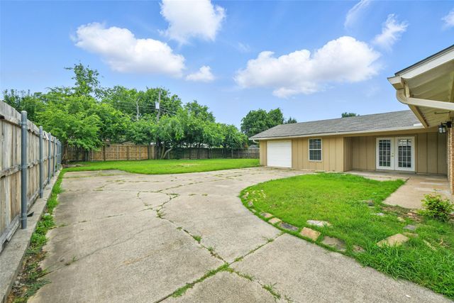 506 E Alexander Lane, Euless, TX 76040