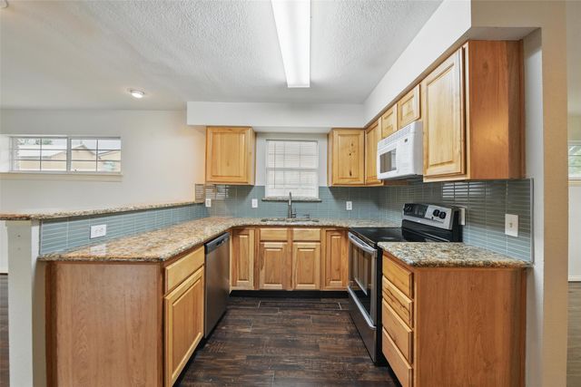 506 E Alexander Lane, Euless, TX 76040
