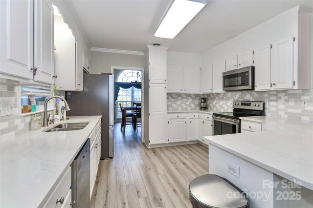 1451 Pine Needle Lane, Mooresville, NC 28115