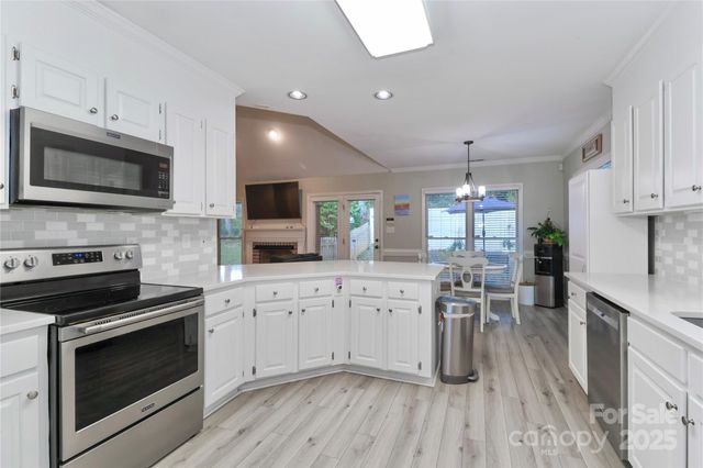 1451 Pine Needle Lane, Mooresville, NC 28115