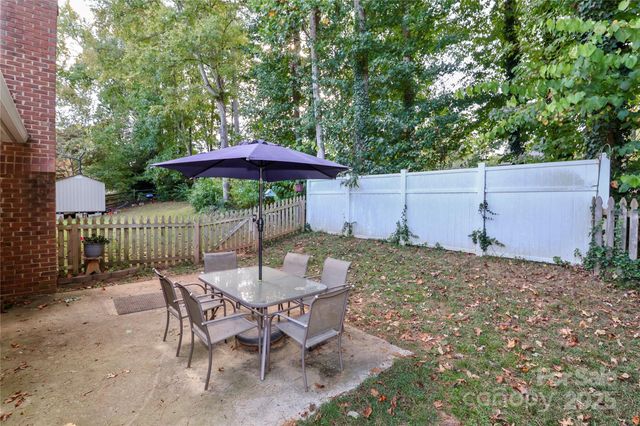 1451 Pine Needle Lane, Mooresville, NC 28115