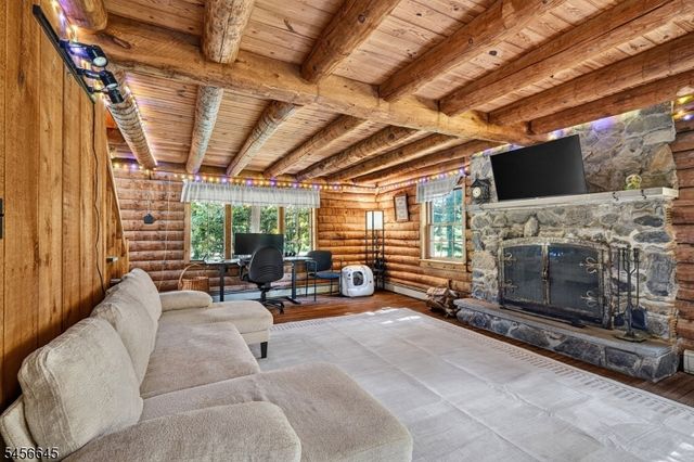 354 Long Hill Rd, Hillsborough Twp., NJ 08844