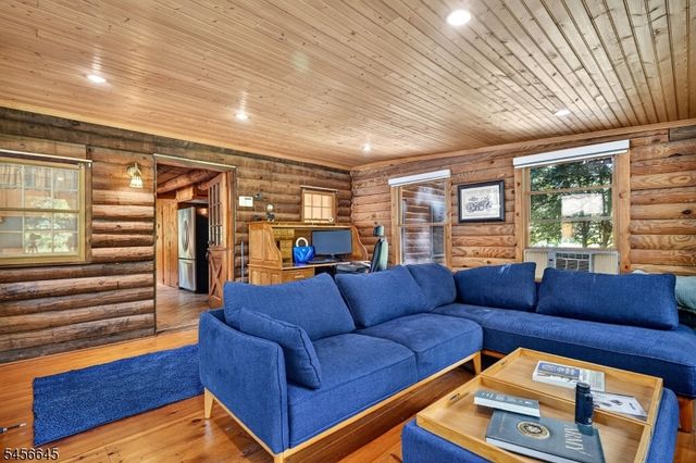 354 Long Hill Rd, Hillsborough Twp., NJ 08844