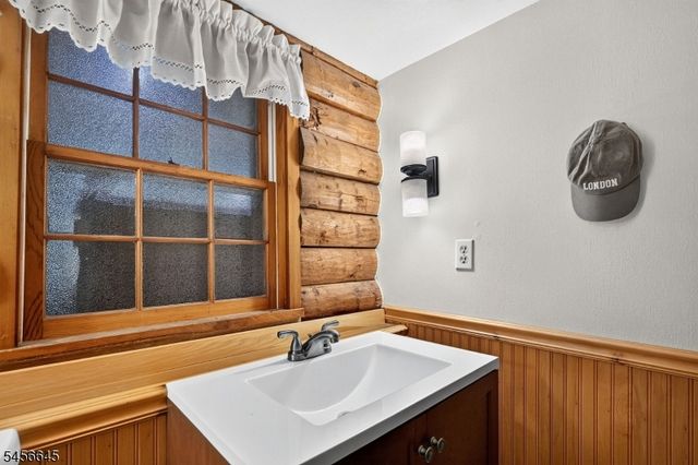 354 Long Hill Rd, Hillsborough Twp., NJ 08844