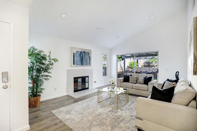 10366 Rancho Carmel Dr, San Diego, CA 92128