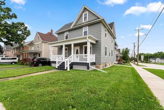 325 W Maple Avenue, Beaver Dam, WI 53916