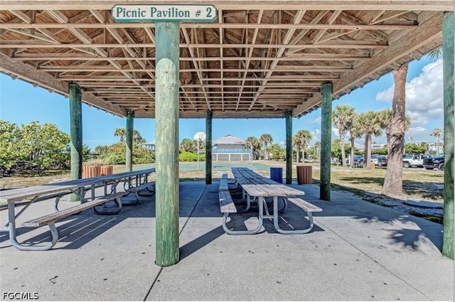 2435 Tamarind ST, Port Charlotte, FL 33948