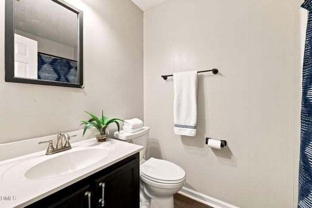 1300 Park Glen Drive 302, Raleigh, NC 27610