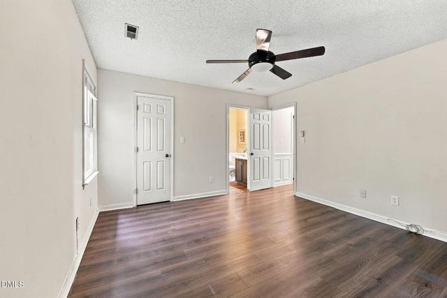 1300 Park Glen Drive 302, Raleigh, NC 27610
