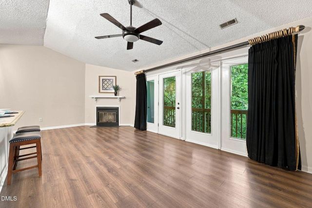 1300 Park Glen Drive 302, Raleigh, NC 27610