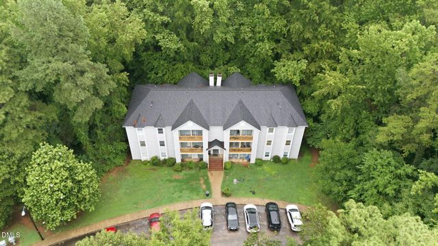 1300 Park Glen Drive 302, Raleigh, NC 27610