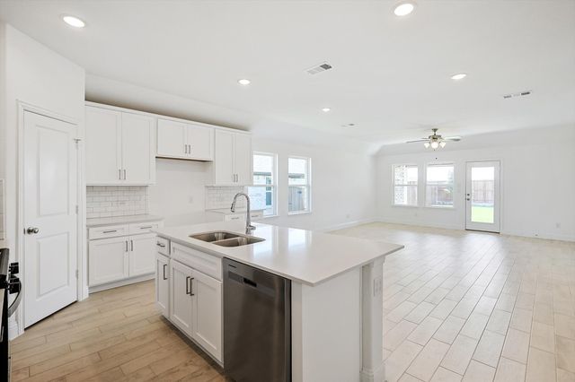 509 Amenduni Lane, Anna, TX 75409