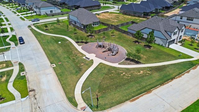 16310 Vivid Creek Court, Conroe, TX 77302