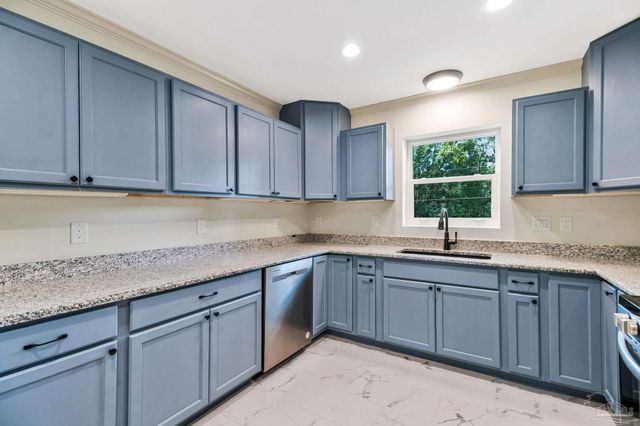 3710 N Blue Angel Pkwy, Pensacola, FL 32526