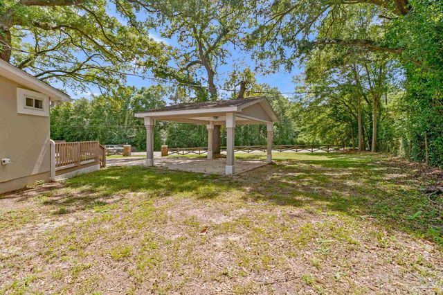 3710 N Blue Angel Pkwy, Pensacola, FL 32526