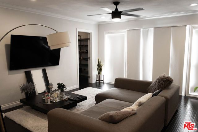 5651 Windsor Way 202, Culver City, CA 90230