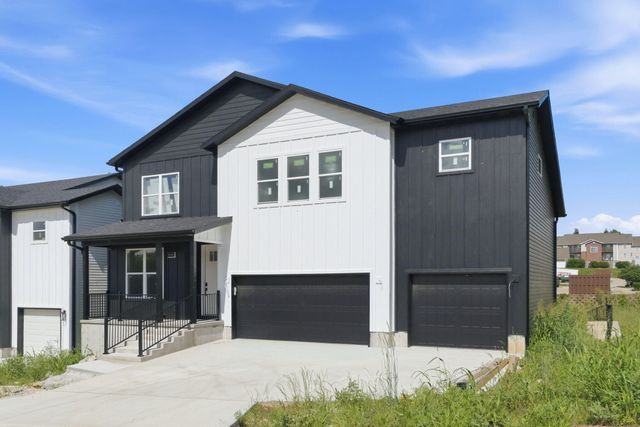 5336 S Dayton Avenue, Springfield, MO 65810