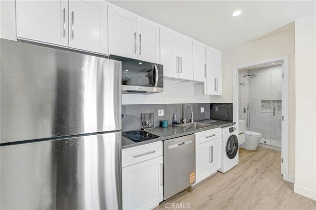 18216 Hartland Street, Reseda, CA 91335