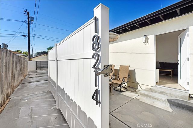 18216 Hartland Street, Reseda, CA 91335