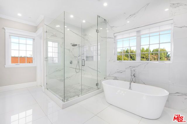 5000 Petit Avenue, Encino (los Angeles), CA 91436