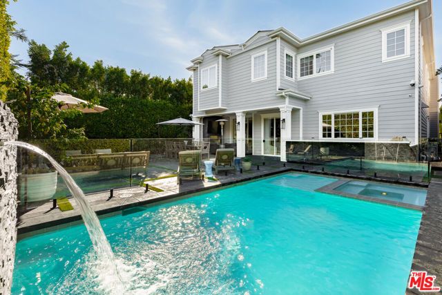 5000 Petit Avenue, Encino (los Angeles), CA 91436