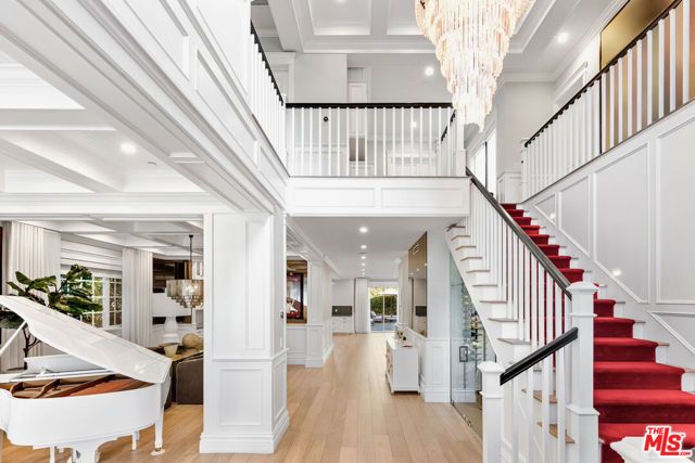 5000 Petit Avenue, Encino (los Angeles), CA 91436