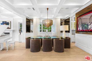 5000 Petit Avenue, Encino (los Angeles), CA 91436