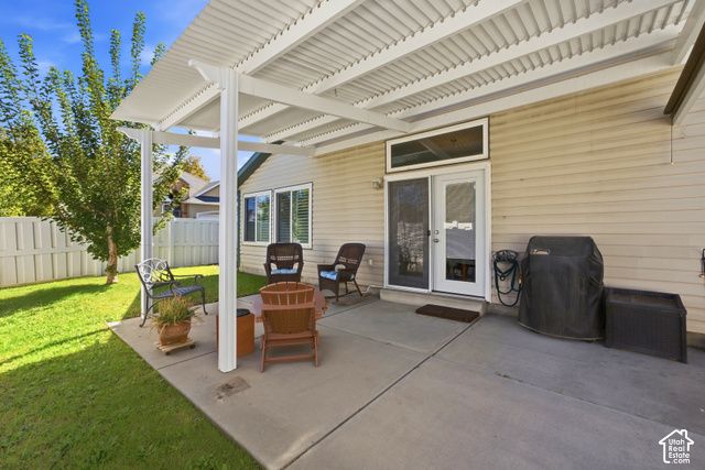1112 W AUTUMN LEAF LN, Taylorsville, UT 84123