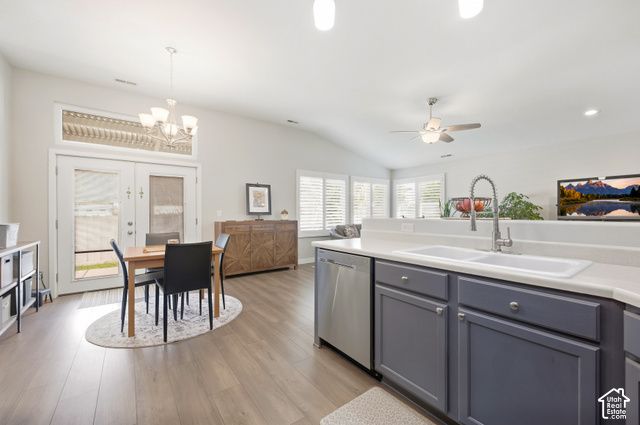 1112 W AUTUMN LEAF LN, Taylorsville, UT 84123
