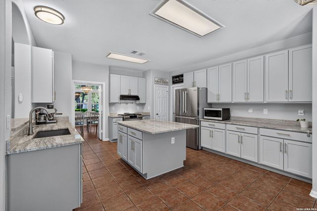 13422 Blackstone, Universal City, TX 78148