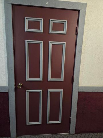 931 W Glen Park Avenue 204, Griffith, IN 46319