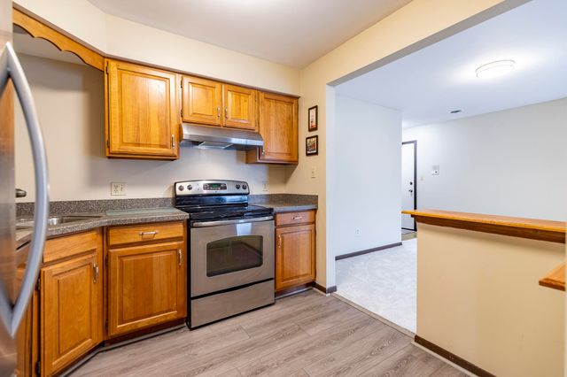 931 W Glen Park Avenue 204, Griffith, IN 46319