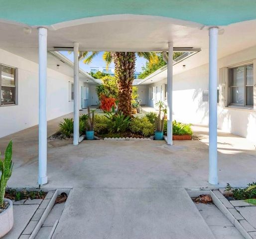 3240 NE 16th Street 7, Pompano Beach, FL 33062