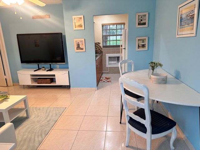 3240 NE 16th Street 7, Pompano Beach, FL 33062